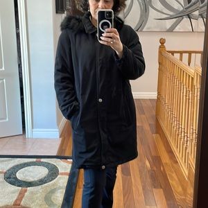 87. EUC black winter coat sz Large